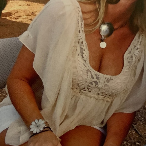 Sexy blouse -medium - Picture 3 of 8